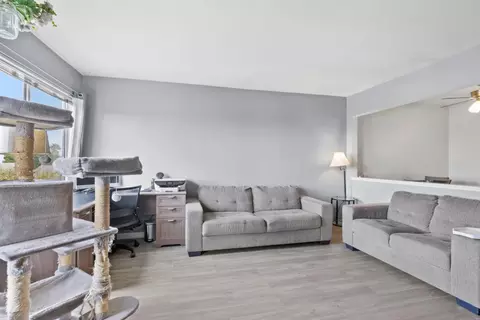Living - 20917 Locust St D, Hayward, CA 94541 photo 3 of 3