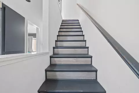 Entry Way - 20917 Locust St D, Hayward, CA 94541 photo 3 of 3