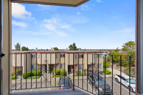 View/Area - 20917 Locust St D, Hayward, CA 94541 photo 1 of 1