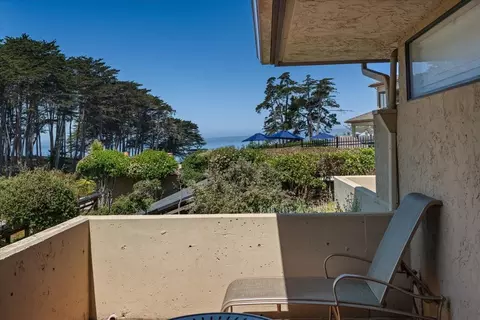 Exterior - 111 Seascape Resort Dr, Aptos, CA 95003 photo 3 of 8