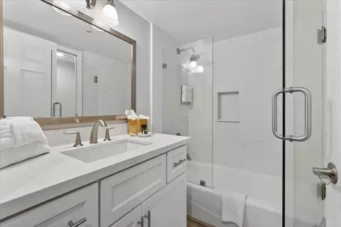 Bath - 111 Seascape Resort Dr, Aptos, CA 95003 photo 2 of 3
