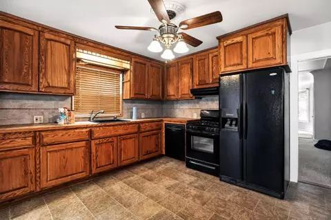 Kitchen - 432 6th St, Gustine, CA 95322 photo 2 of 2
