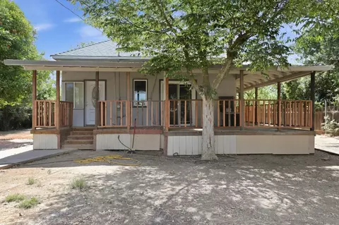 Exterior - 432 6th St, Gustine, CA 95322 photo 6 of 8