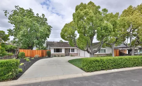 19089 Brookhaven Dr, Saratoga, CA 95070