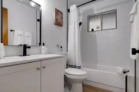 Bath - Undisclosed, Twain Harte, CA 95383 photo 2 of 2