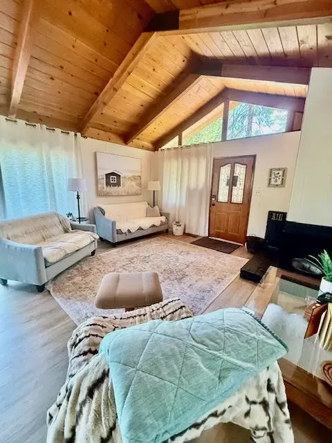 Living - Undisclosed, Twain Harte, CA 95383 photo 1 of 2