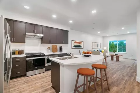 1853 Almaden Rd 403, San Jose, CA 95124