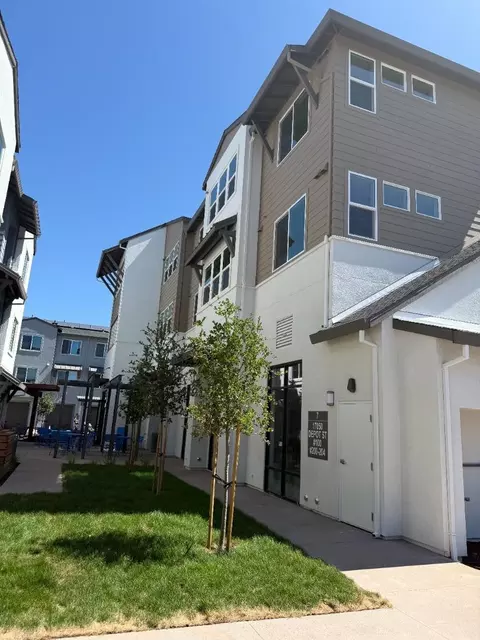 17050 Depot St 302, Morgan Hill, CA 95037