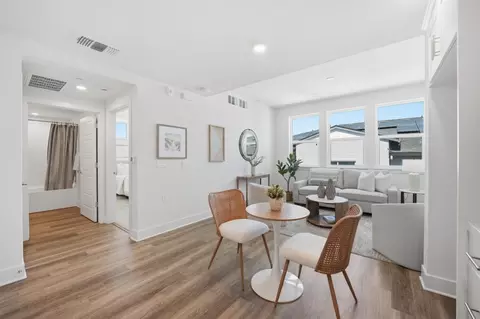 17050 Depot St 302, Morgan Hill, CA 95037