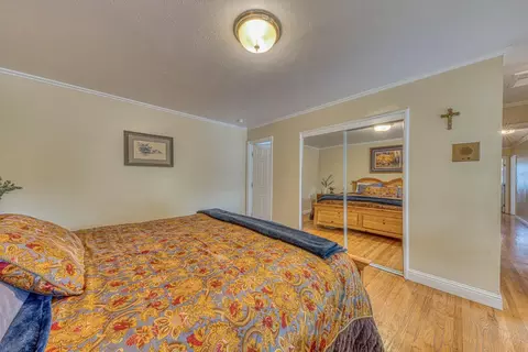 Bedroom - 222 Encinada Dr, Salinas, CA 93901 photo 2 of 7