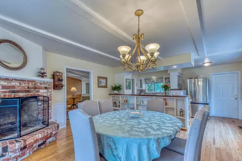 Dining - 222 Encinada Dr, Salinas, CA 93901 photo 3 of 3
