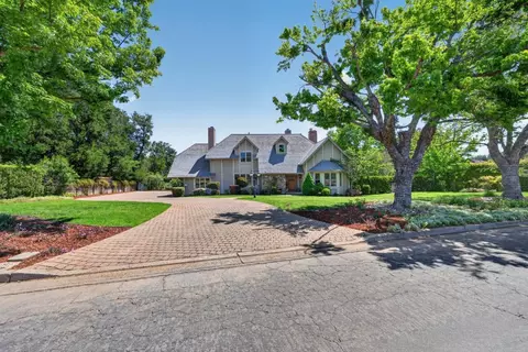 13958 Chester Ave, Saratoga, CA 95070