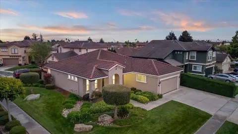 View/Area - 1858 Buckingham Dr, Salinas, CA 93906 photo 1 of 4