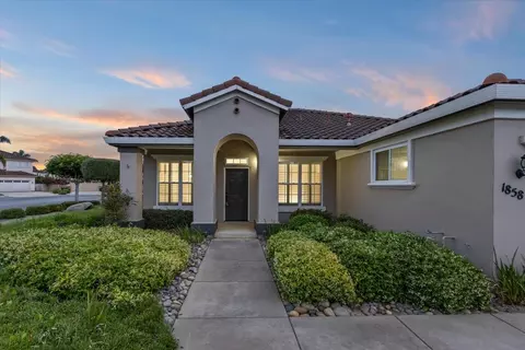 Exterior - 1858 Buckingham Dr, Salinas, CA 93906 photo 3 of 11