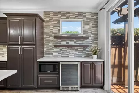 Kitchen - 1858 Buckingham Dr, Salinas, CA 93906 photo 3 of 6