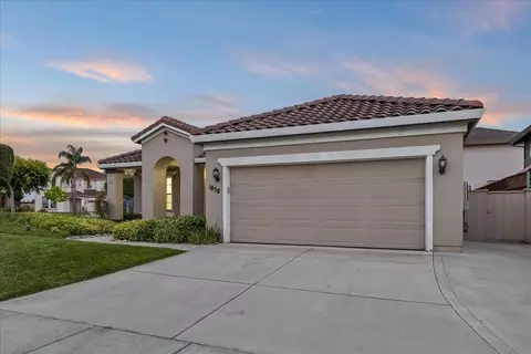 Exterior - 1858 Buckingham Dr, Salinas, CA 93906 photo 5 of 11