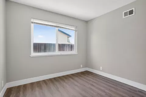 Bedroom - 441 Sharon Ct, Manteca, CA 95336 photo 1 of 6