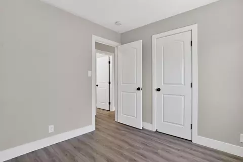 Bedroom - 441 Sharon Ct, Manteca, CA 95336 photo 4 of 6