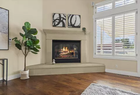 Living - 10531 Korn Ln, Gilroy, CA 95020 photo 5 of 5