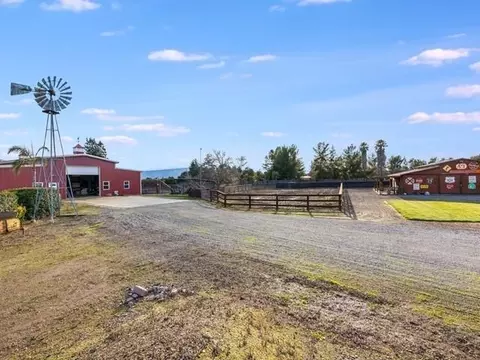 Exterior - 10531 Korn Ln, Gilroy, CA 95020 photo 17 of 18