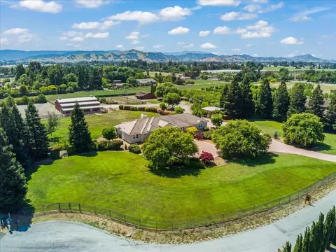View/Area - 10531 Korn Ln, Gilroy, CA 95020 photo 4 of 12