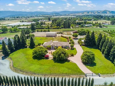 View/Area - 10531 Korn Ln, Gilroy, CA 95020 photo 2 of 12