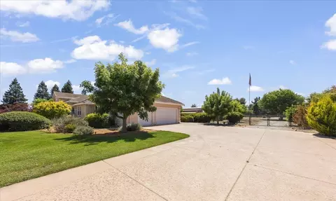 Exterior - 10531 Korn Ln, Gilroy, CA 95020 photo 5 of 18