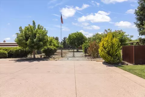 Exterior - 10531 Korn Ln, Gilroy, CA 95020 photo 6 of 18
