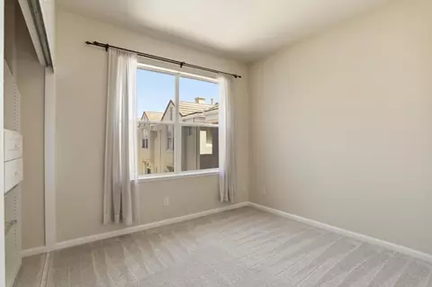 Bedroom - 154 Paseo Ct, Mountain View, CA 94043 photo 4 of 8