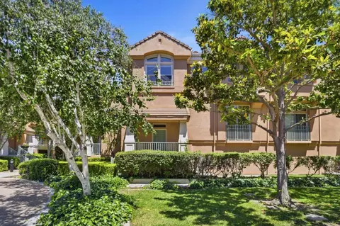 154 Paseo Ct, Mountain View, CA 94043