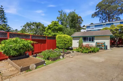 Exterior - 195 Baltusrol Dr, Aptos, CA 95003 photo 6 of 7