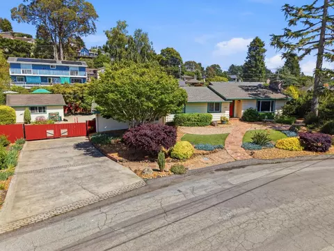 View/Area - 195 Baltusrol Dr, Aptos, CA 95003 photo 2 of 5