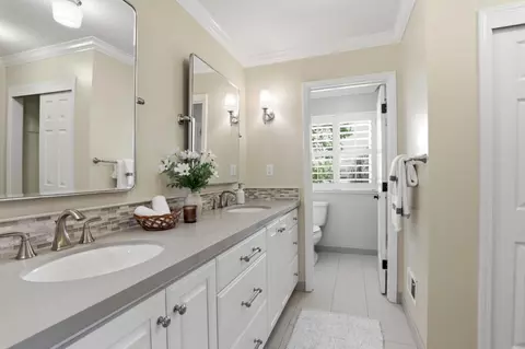Bath - 2725 Fairbrook Dr, Mountain View, CA 94040 photo 1 of 4