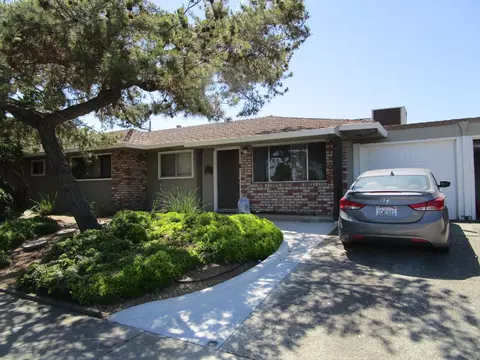 981 Sunset Dr, Hollister, CA 95023