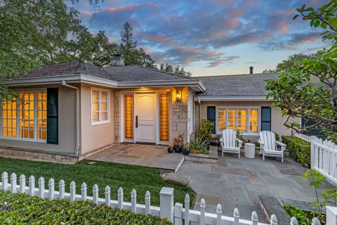 103 Toyon Ct, Woodside, CA 94062