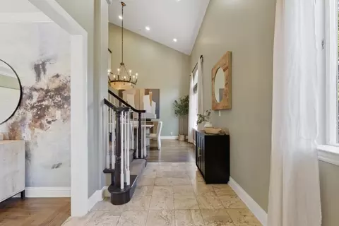 Entry Way - 1270 Burrows Rd, Campbell, CA 95008 photo 2 of 4