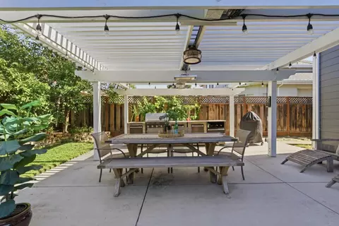 Exterior - 1270 Burrows Rd, Campbell, CA 95008 photo 12 of 19