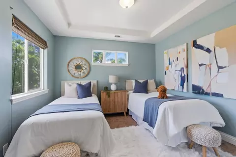 Bedroom - 1270 Burrows Rd, Campbell, CA 95008 photo 1 of 9
