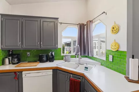 20 Russell Rd 8, Salinas, CA 93906 photo 8