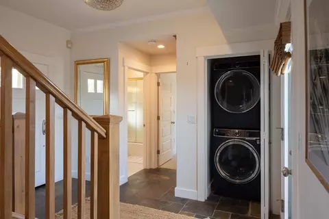 Entry Way - 4840 Cliff Dr, Capitola, CA 95010 photo 2 of 2