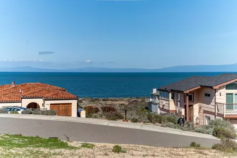 20 Spray Ave, Monterey, CA 93940 photo 4