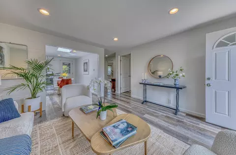 Entry Way - 1623 San Pablo Ave, Seaside, CA 93955 photo 1 of 3
