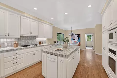 Kitchen - 1523 Perez Dr, Pacifica, CA 94044 photo 1 of 4