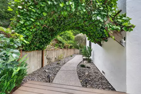 Exterior - 1523 Perez Dr, Pacifica, CA 94044 photo 14 of 20