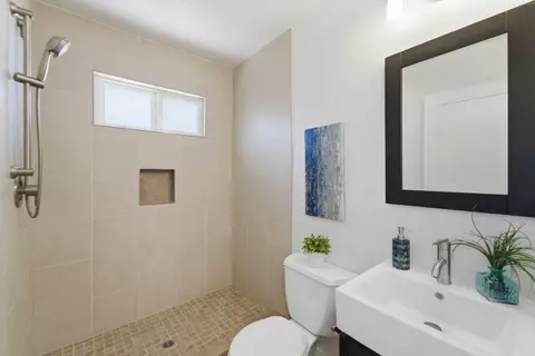 Bath - 313 N Milton Ave, Campbell, CA 95008 photo 4 of 4