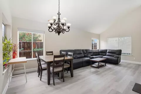 Living - 550 Gonzalez St, Tracy, CA 95376 photo 2 of 2