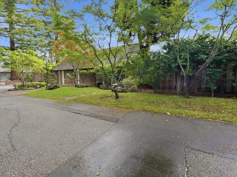 Hawthorne Avenue, Los Altos, CA 94022