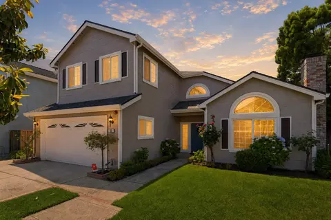 608 Anacapa Ln, Foster City, CA 94404