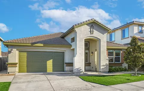 2036 Aragon Dr, Pittsburg, CA 94565