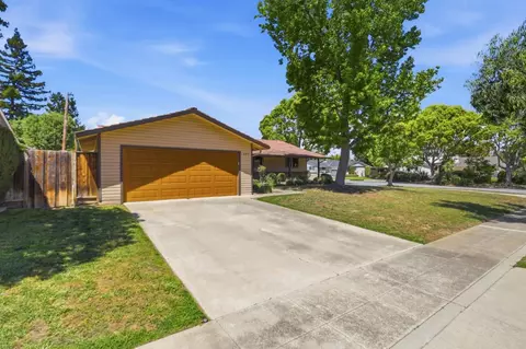 Exterior - 807 Cathedral Dr, Sunnyvale, CA 94087 photo 3 of 15